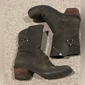 Teva Mid Boot